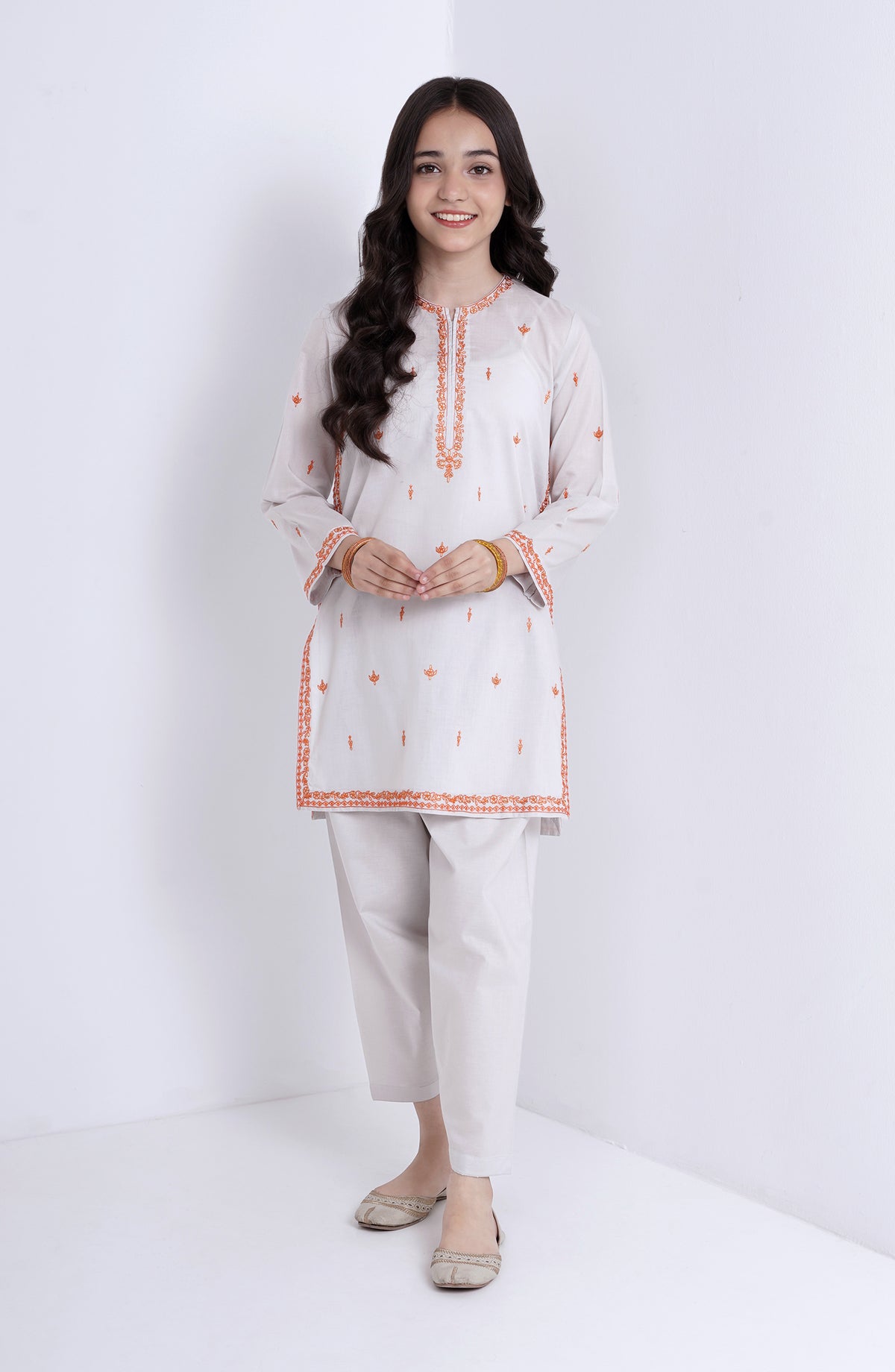 Zeenat 2 Pcs Suit