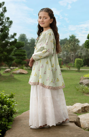 Lily Kurta