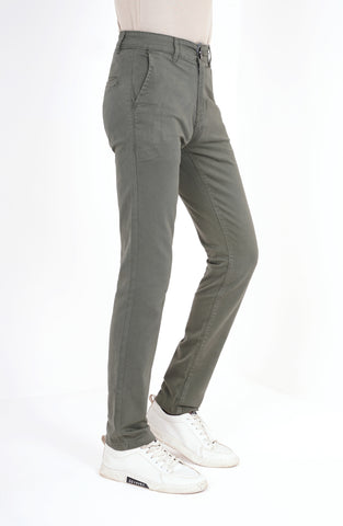 Slim Fit Chino