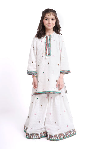 Chand Taara 2 Pcs Suit